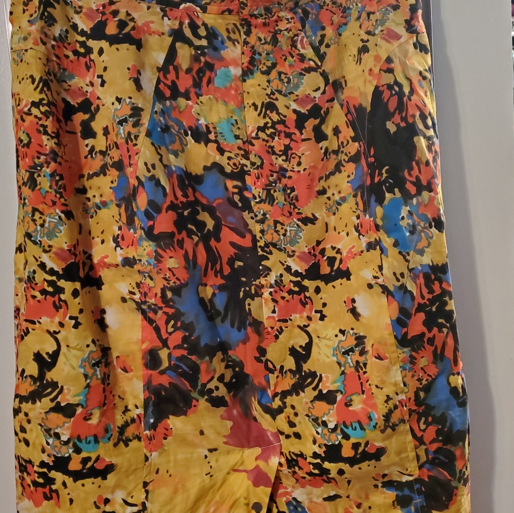 SKIRT - Picture 2 of 3